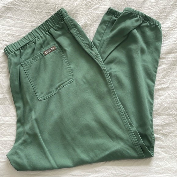 Green MJC joggers 💚 - Picture 2 of 5